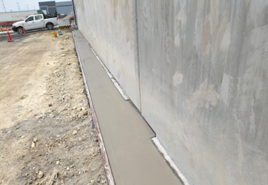 Construcción de banquetas perimetrales